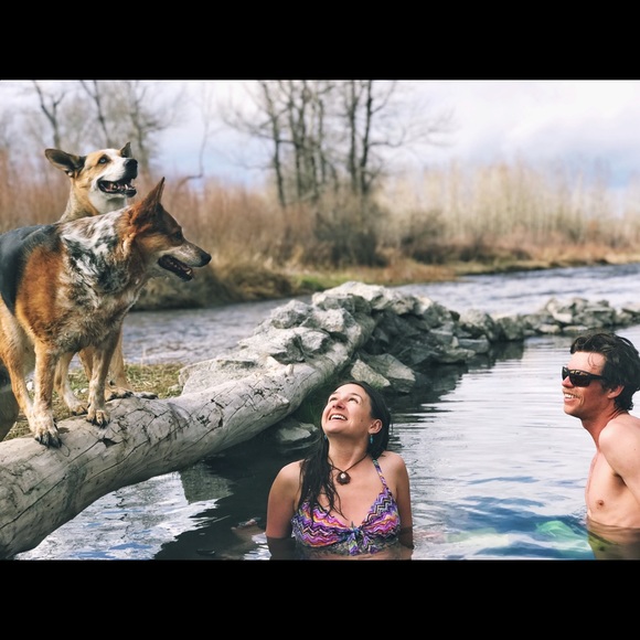 Meet your Posher, Lydia! - Picture 2 of 3